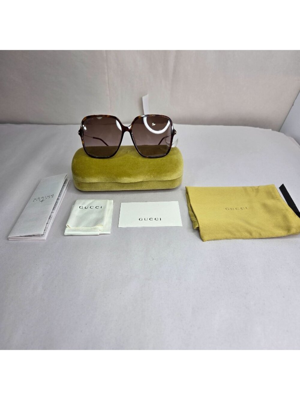 NWOT Gucci Women's Havana/Gold/Brown Gradient Sunglasses
